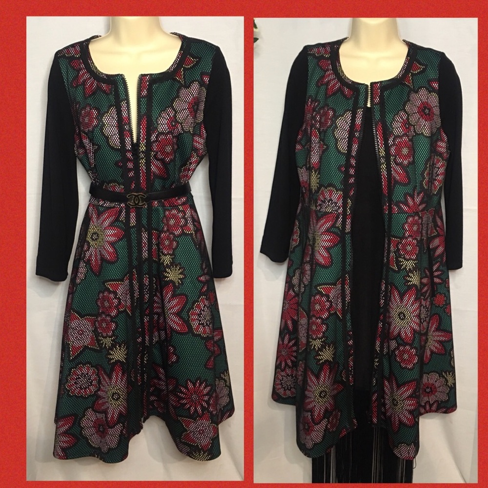 Johnston & Bell. Dress/coat. Gorgeous floral and mesh detail. Size 14 - Picture 2 of 16